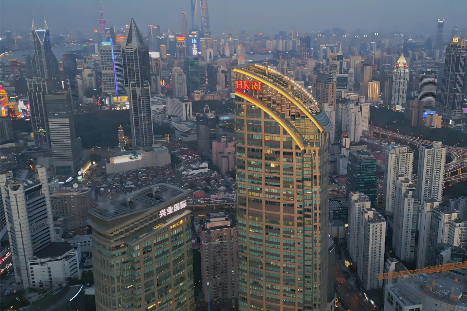 太古汇
侧面实景